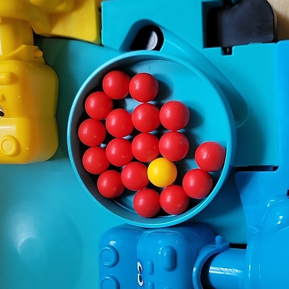 Used toy - Picture 2 of 2